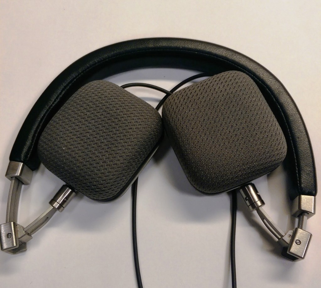 Harman Kardon Soho Headphones Review - On-Ear  - Folded 