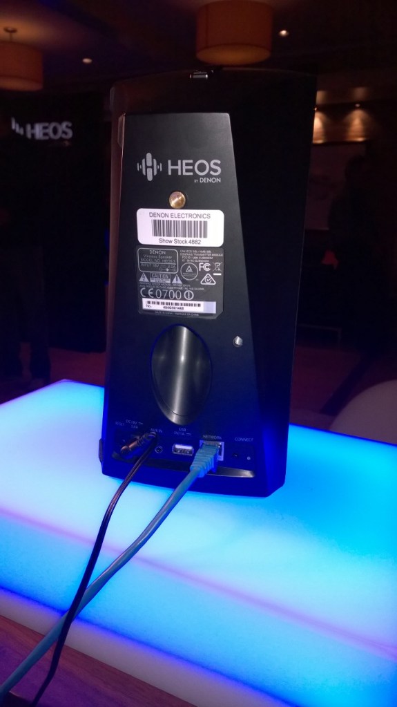 HEOS by Denon Multi-Room Wireless Speaker System - Ports - Cruz (5)