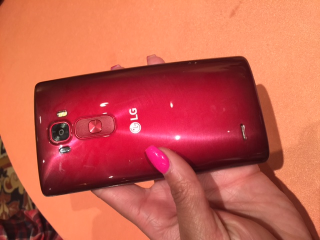 LG G Flex 2 Smartphone - CES2015 - Analie Cruz  (1)